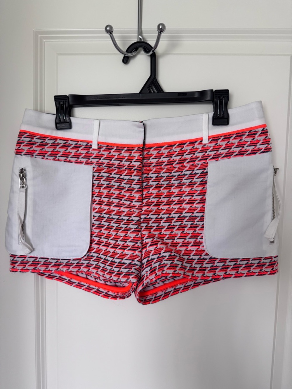 L.A.M.B. By Gwen Stefani Houndstooth Jacquard Shorts, Mandarin/White
